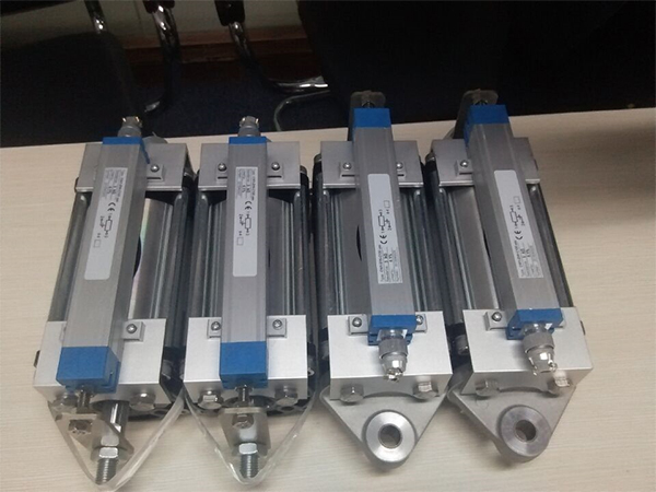 涂布機(jī)、凹印機(jī)的張力控制