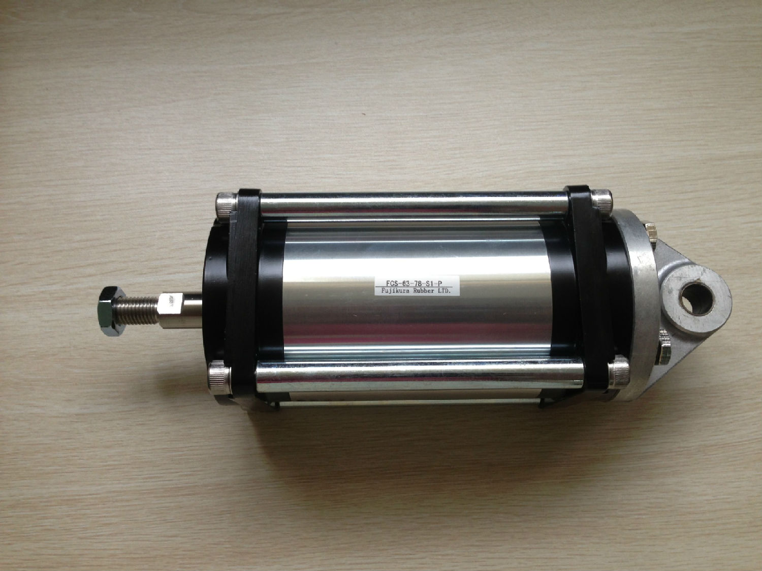 藤倉氣缸與汽缸有什么不同呢？汽車發(fā)動機(jī)中的氣缸作用