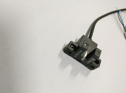 電渦流傳感器有什么缺點，與電渦流式傳感器有什么不同？